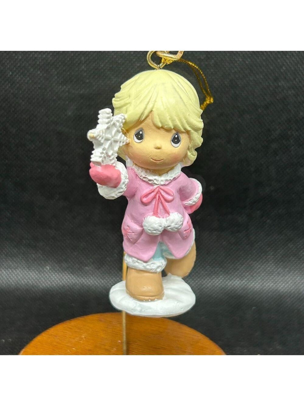 PRECIOUS Moments  Blond girl with snowflake ornament